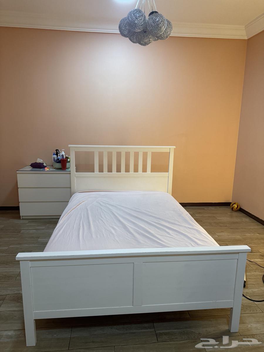 سرير للبيع64406193664515110