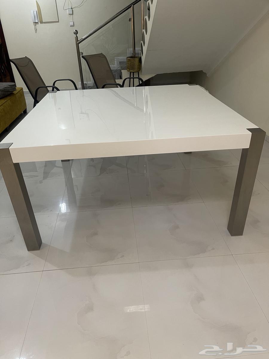 طاولة طعام جديد استعمال خفيف64409101784707111