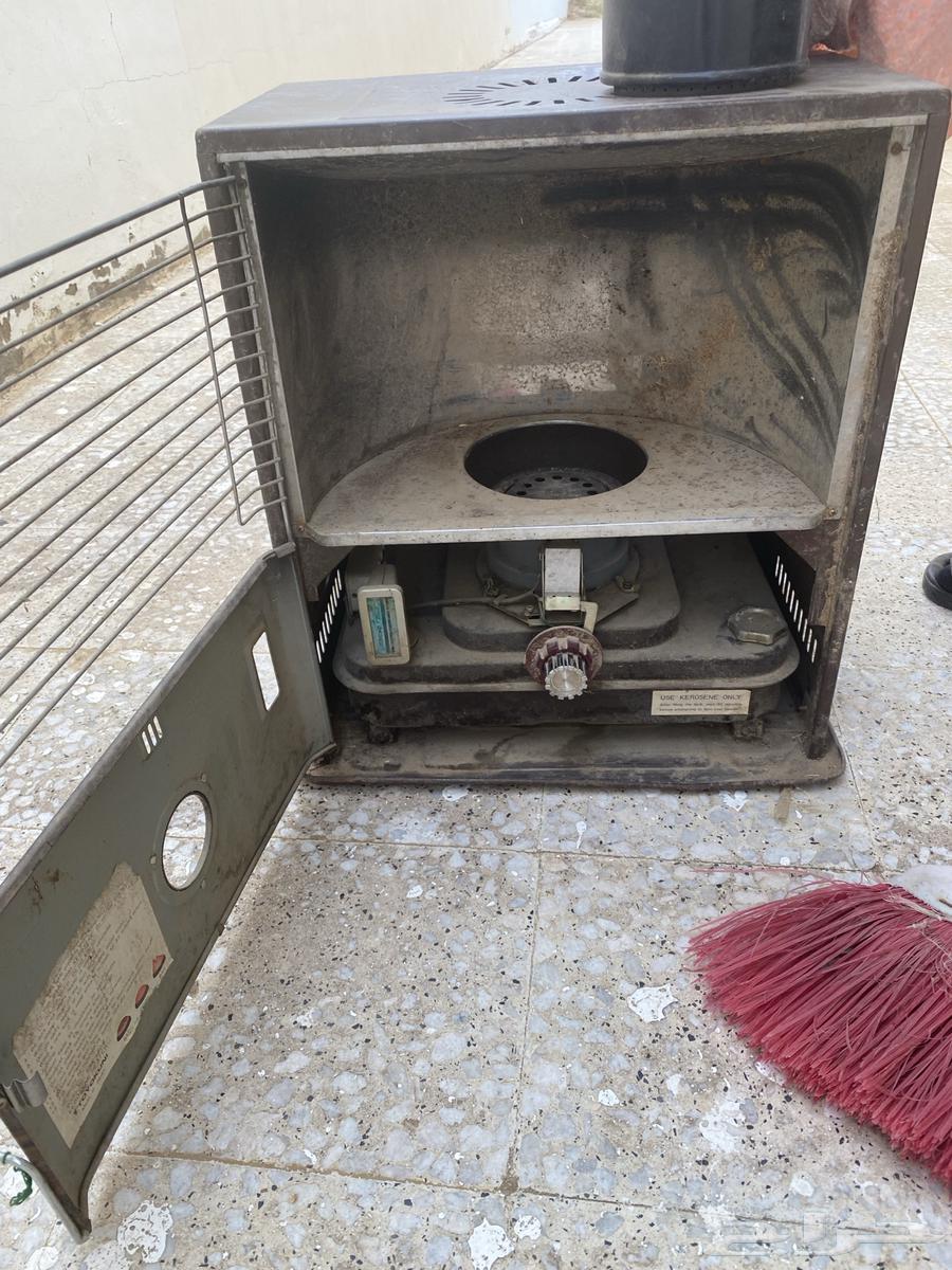 دفاية قديمه تعمل بالقاز64406569311490111