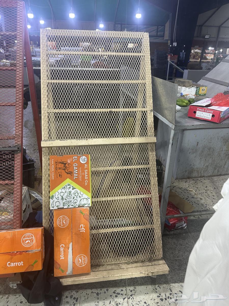 Iron tables for display, wanted by store or scrap64411297489282111