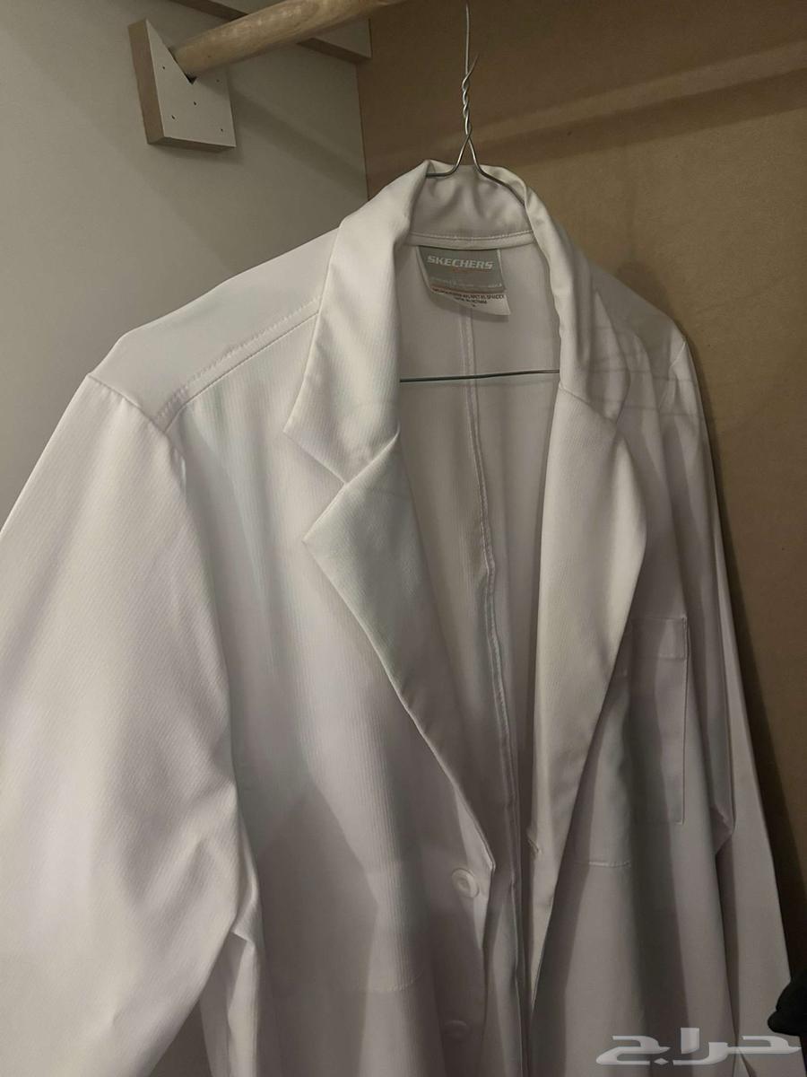 لابكوت طبي (سكيتشرز)64409129820419110