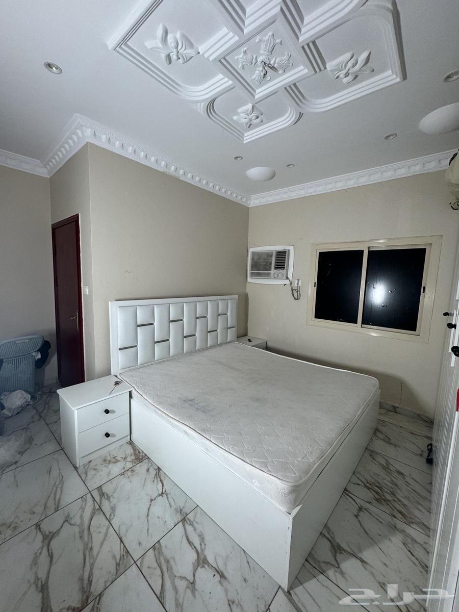 غرفة نوم نظيفة للبيع بشكل مستعجل64411928906753110