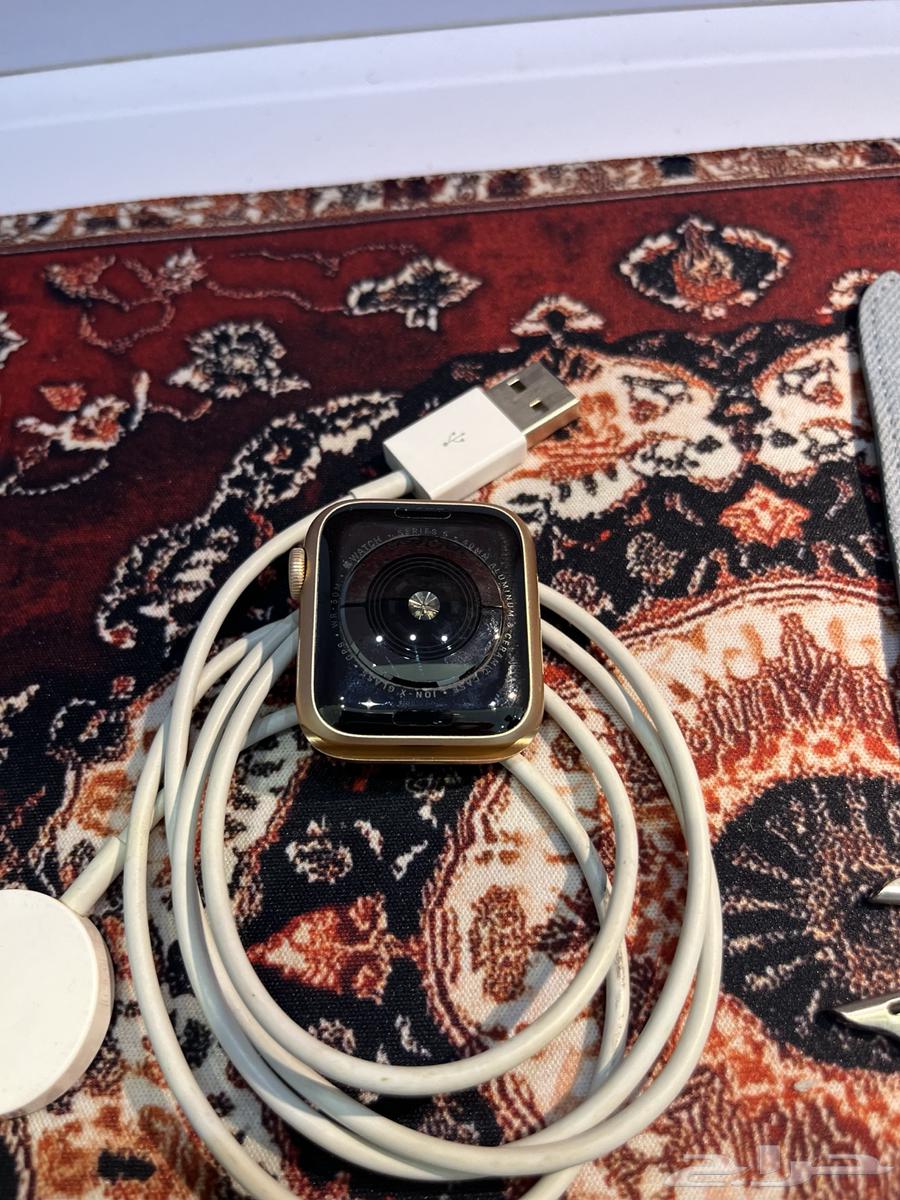 ساعة ابل واتش الجيل الرابع لا تشكو من شي64408427223170111