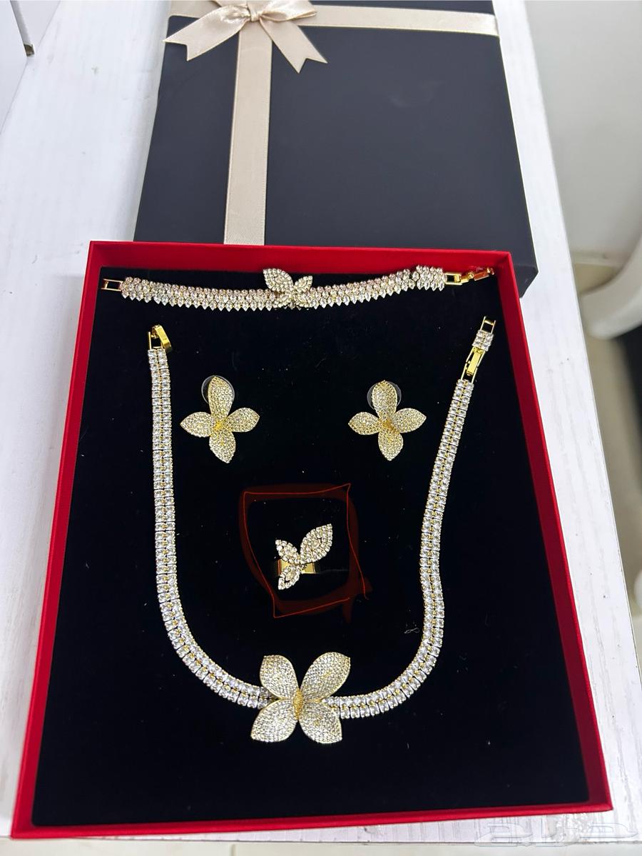 Zircon set64409671039489111