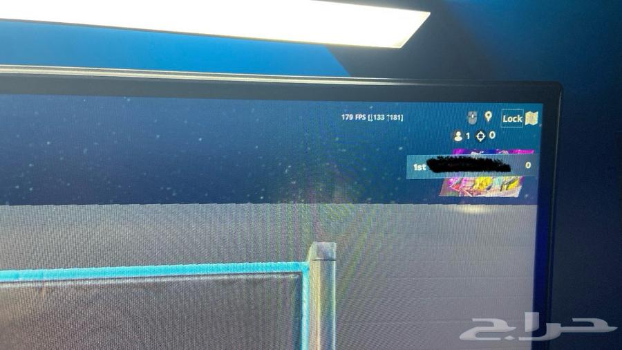 بي سي مع ماوس وكيبورد وماوس باد وستاند مايك ( بيسي )64411392687489112