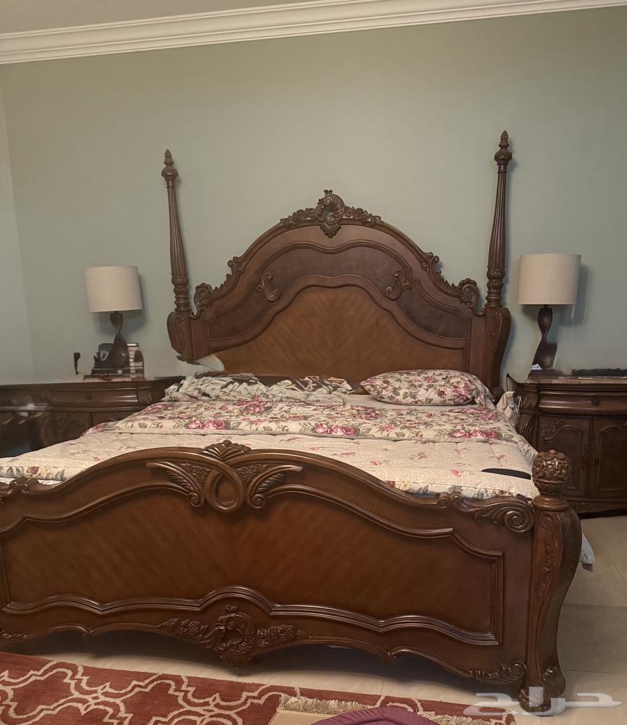 غرفة نوم شبه جديده64411982490753110