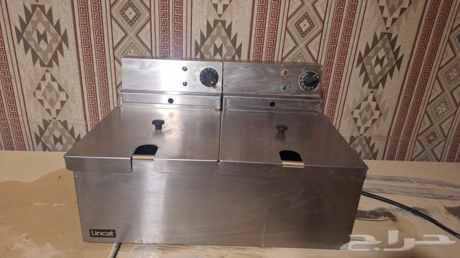 اغراض مطعم شبه جديدة64412143533059113