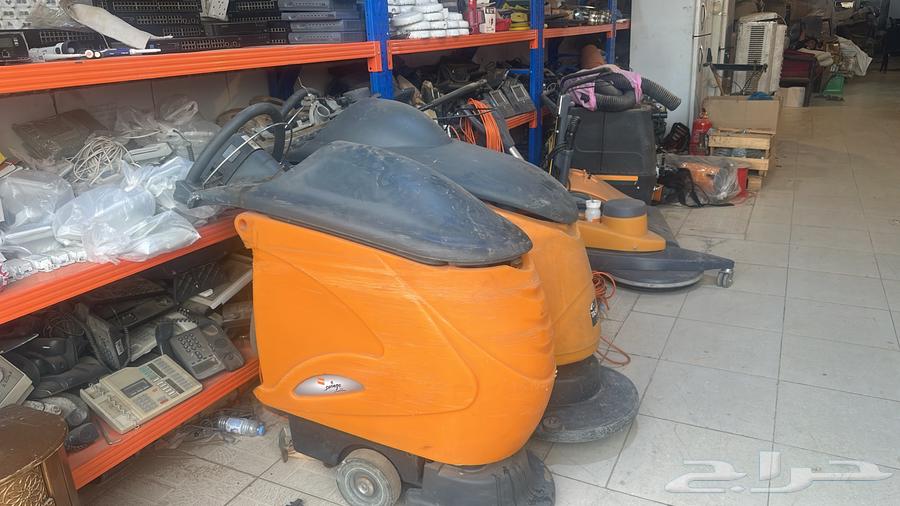 ماكينة تنظيف أرضيات صناعية64410566736386111