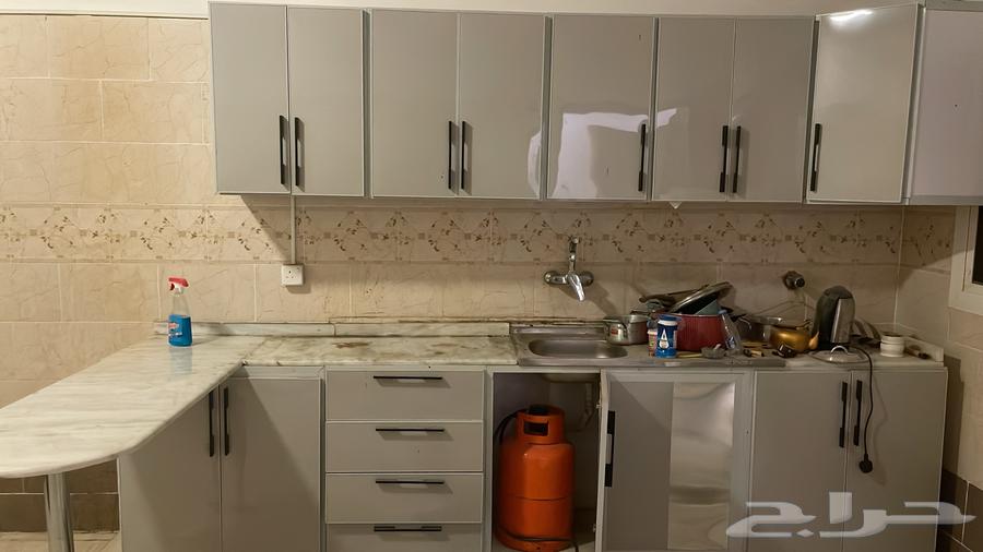 غرفة للبيع مع مطبخ64411067843457113