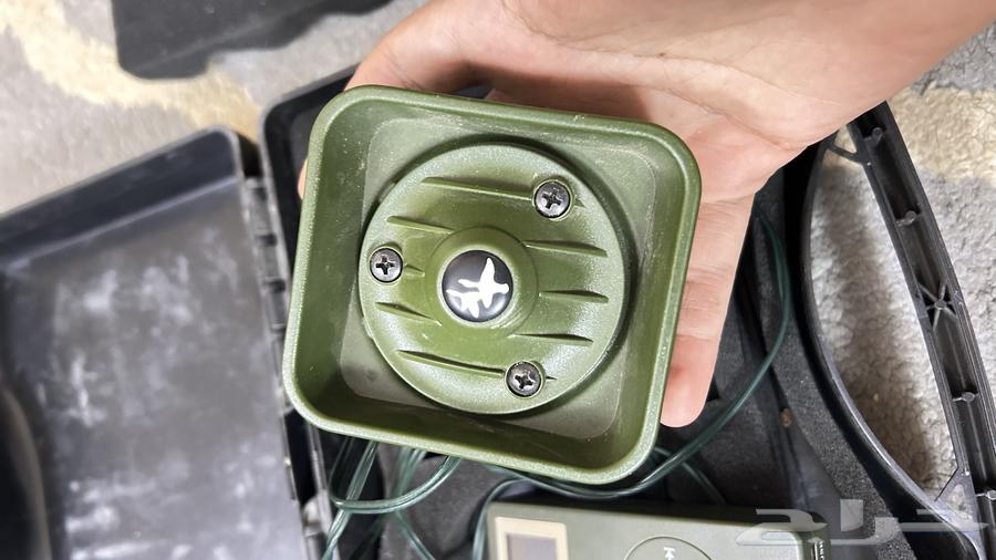 جهاز ابو جراح القديم مستعمل و نضيف معه سماعتين و 200 صوت64402443902850111