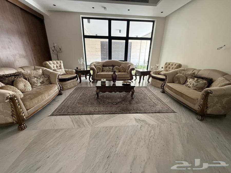 طقم كنب فخم للبيع64406973661825110