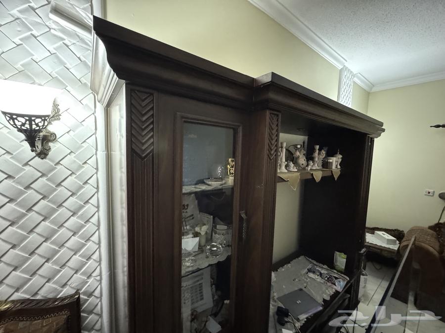 مكتبة تلفزيون للبيع64407279758594111