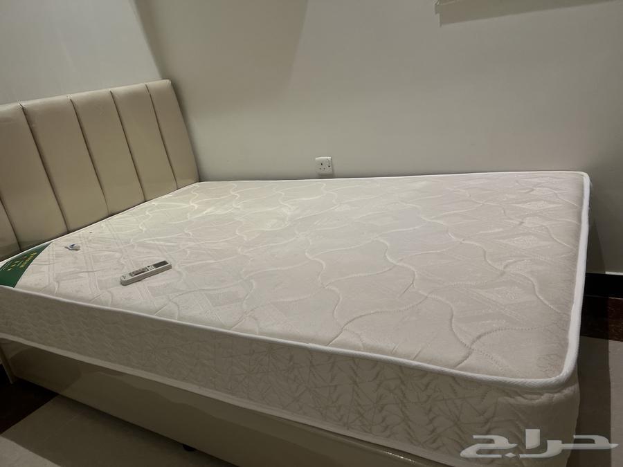 New bed, never used, even the packaging is still on64408287012611110