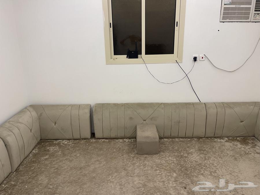 Back supports and tables for sale64405430869889113