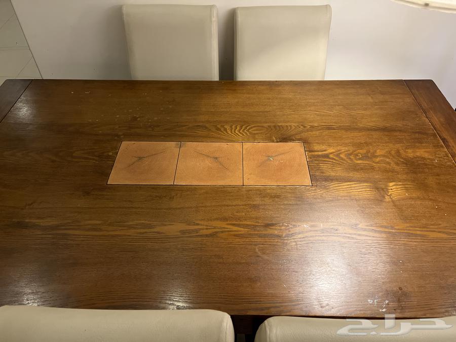 طاولة طعام خشبية64407950991746112