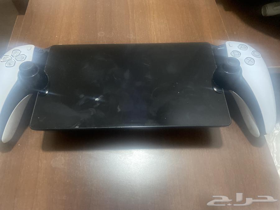 PlayStation Portal controller in excellent condition, price based on offer64411486998659110
