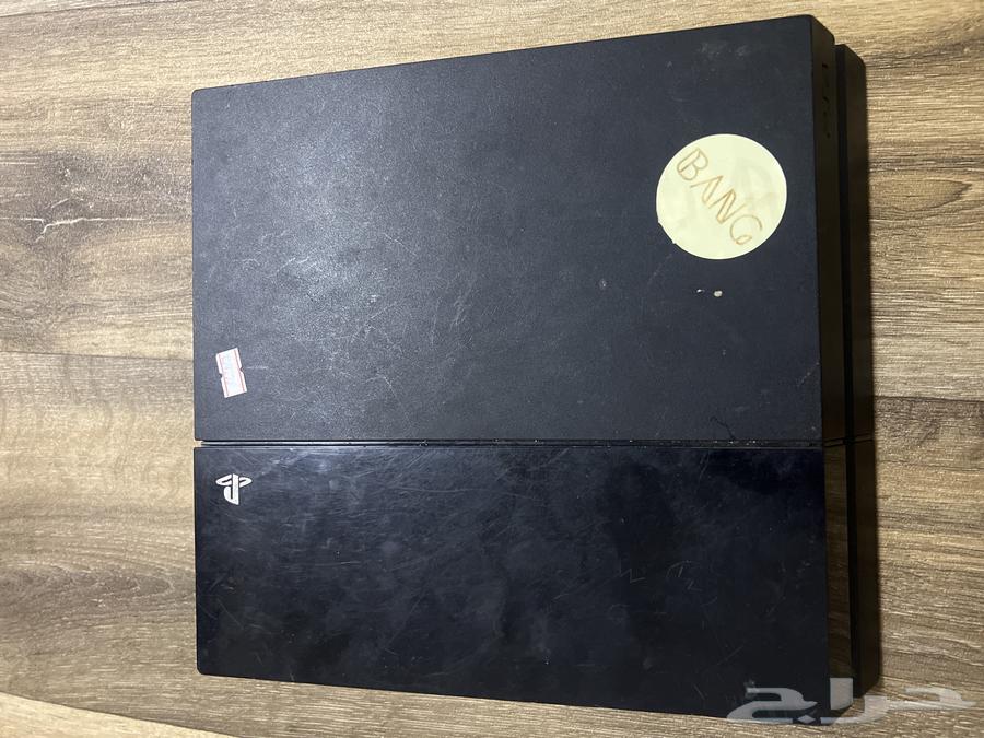 اعرض لكم بلاستيشن فور الجهاز مفكوك مره واحده عشان مدخل HD64408836501250110