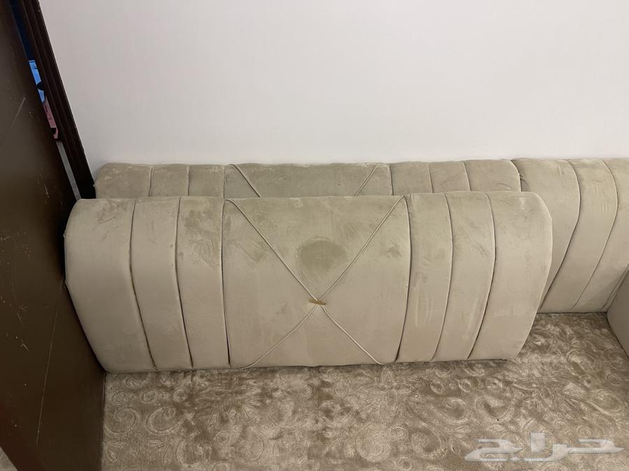 Back supports and tables for sale64405430869889111