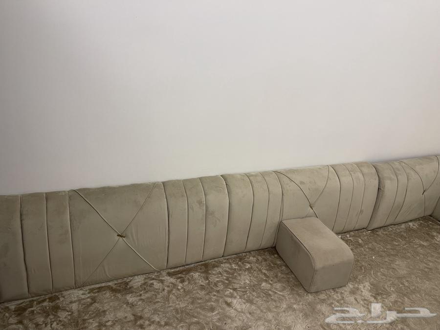 Back supports and tables for sale64405430869889110