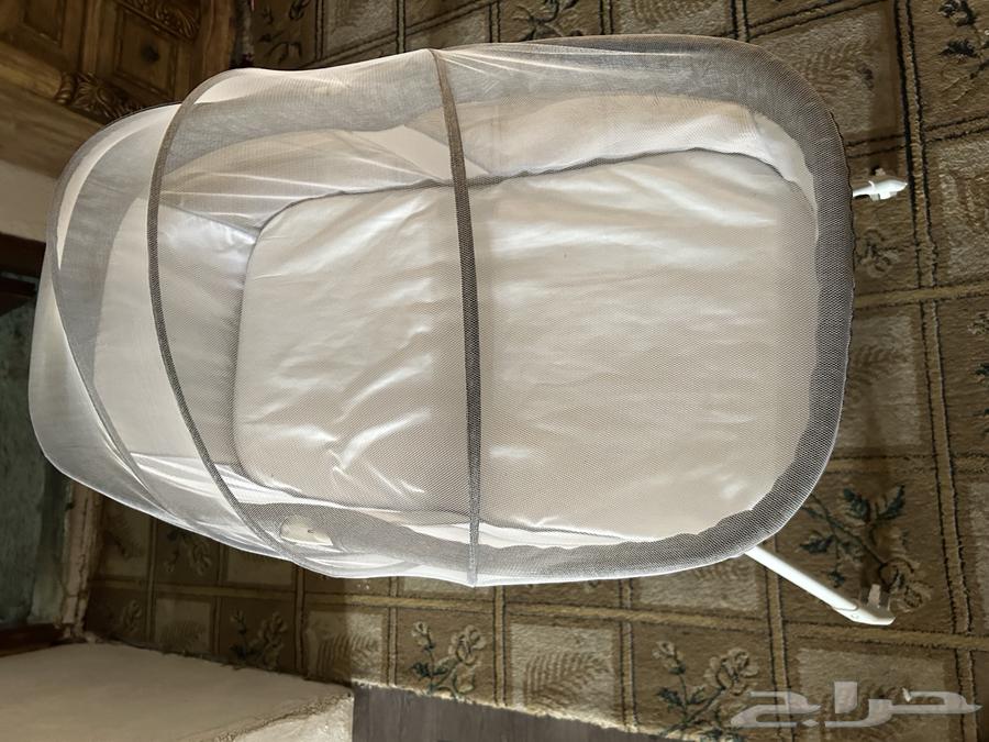 Children's Arabic with mosquito net on the crib moves right and left64409115897859113