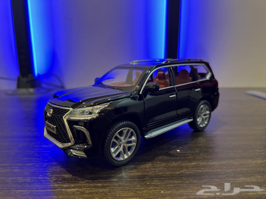 Lexus LX570 model car64405736148865112