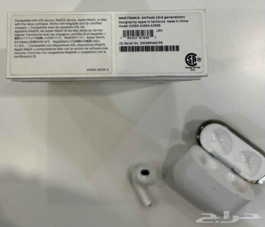 ايربودز الجيل الثالث العلبه مع السماعه اليسار64405638597250110