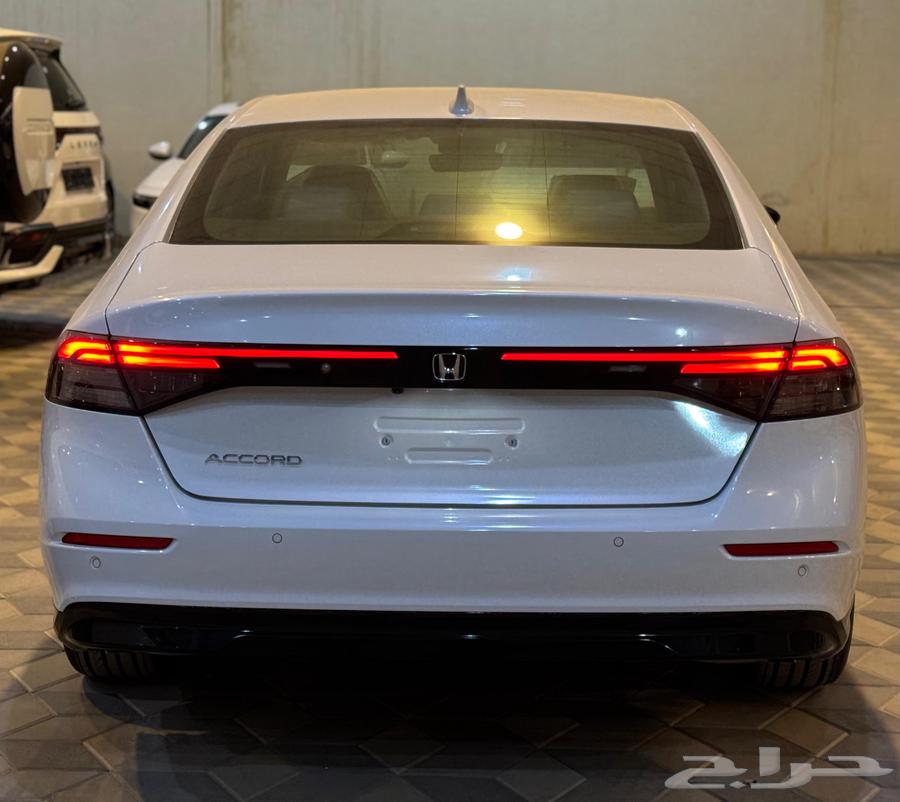 هوندا اكورد فل كامل ابيض 2025 بسعر 14300064561319764227113