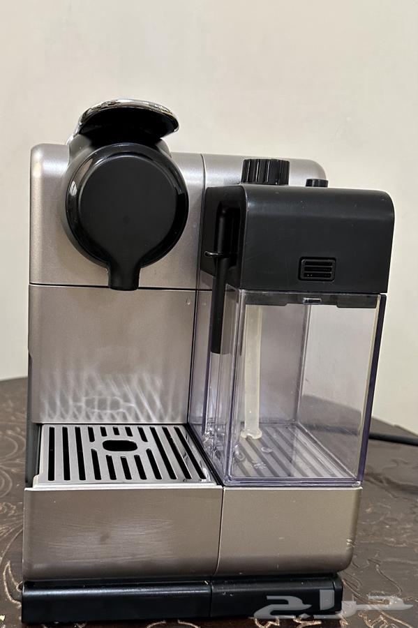Nespresso Touch Machine with Five Hot Milk Drinks64410737526658113