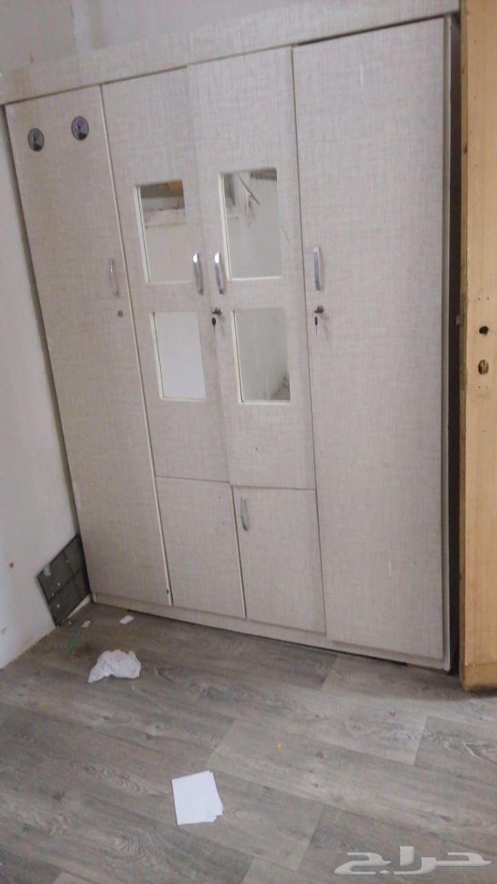 2 دواليب   اللون الابيض   اللون البني64405376311169112