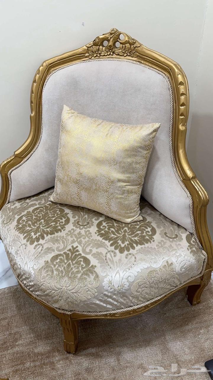 Two chairs with a side table64411513893121110