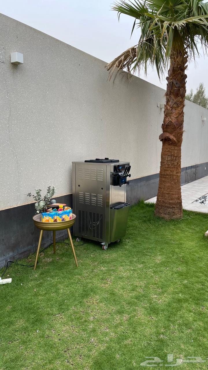 Ice cream machine64412076394497110