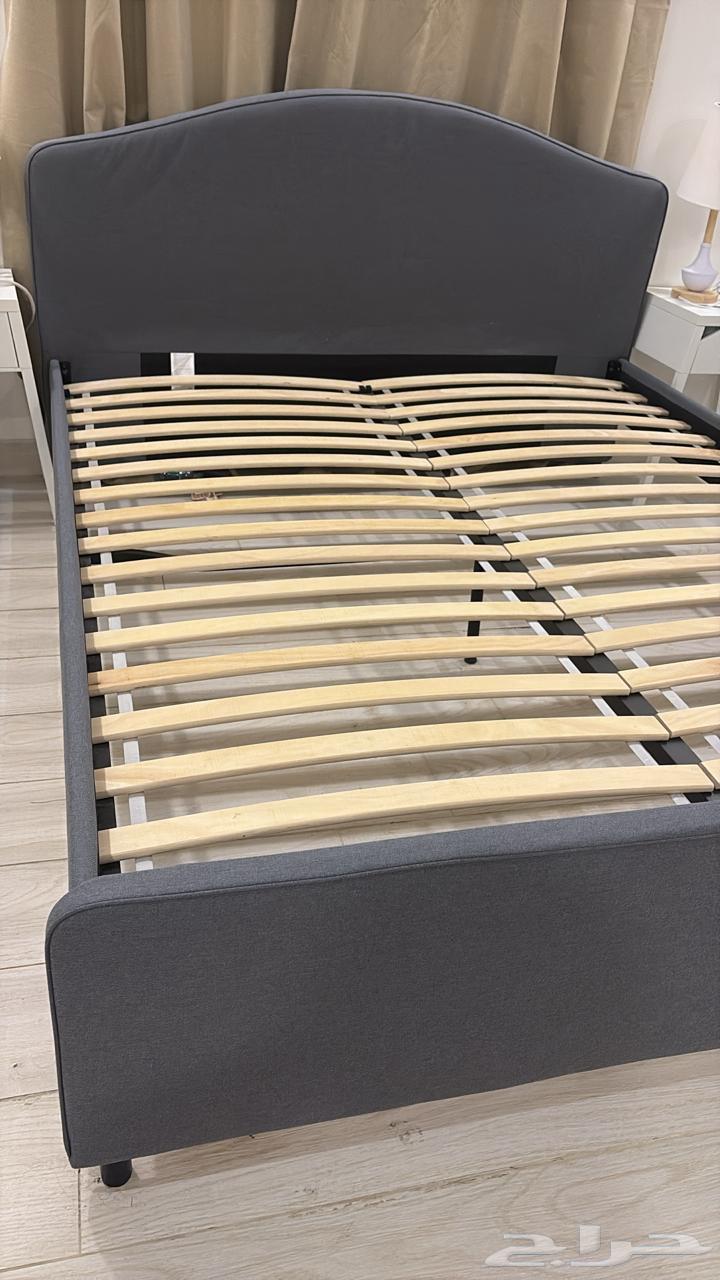 Double bed, large size64410987854209111