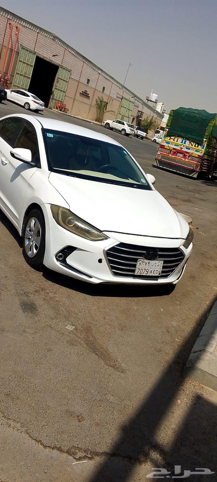 model 2018 condition good (automatic) Elantra64560487447553114