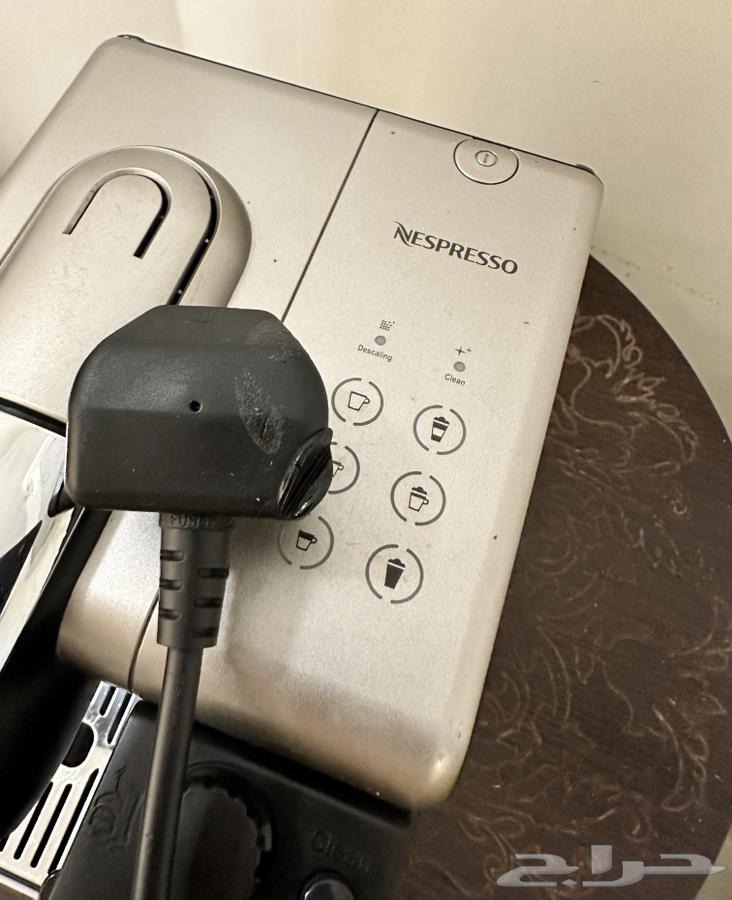 Nespresso Touch Machine with Five Hot Milk Drinks64410737526658111