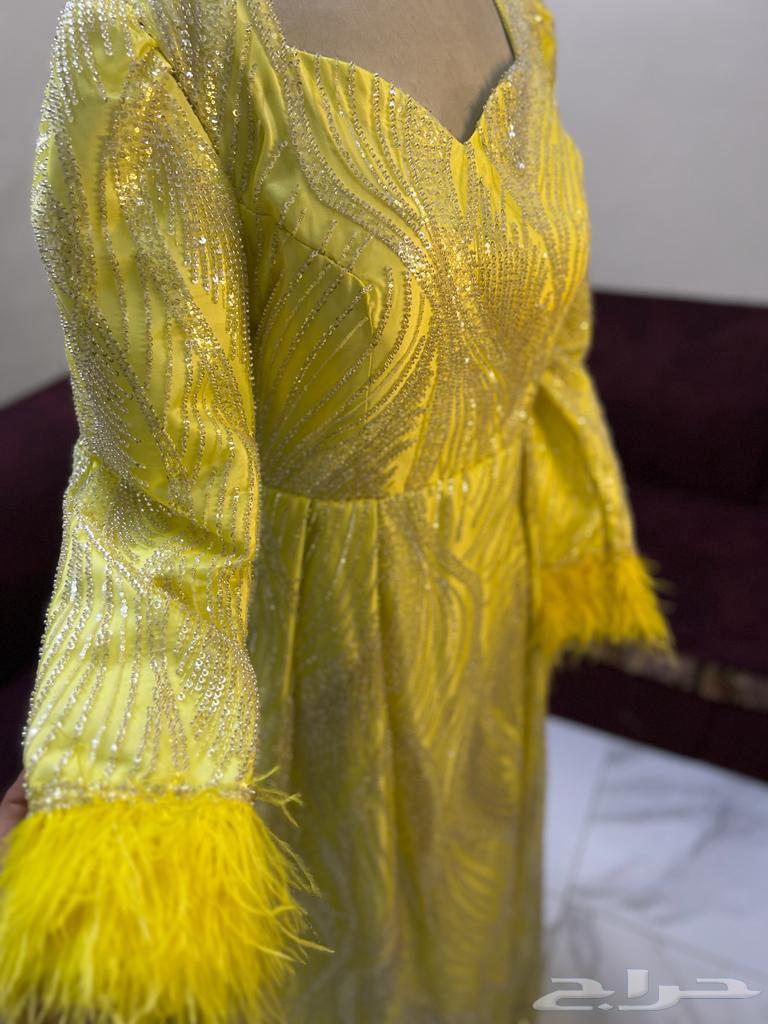 Dress64410362449794112