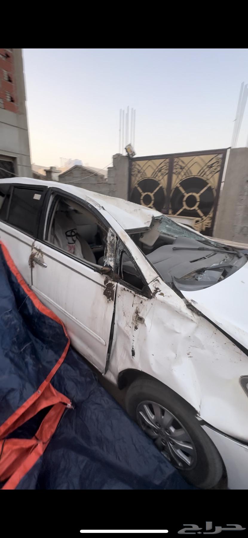 انوفا 2009 مقلوبه للبيع64560402806273114