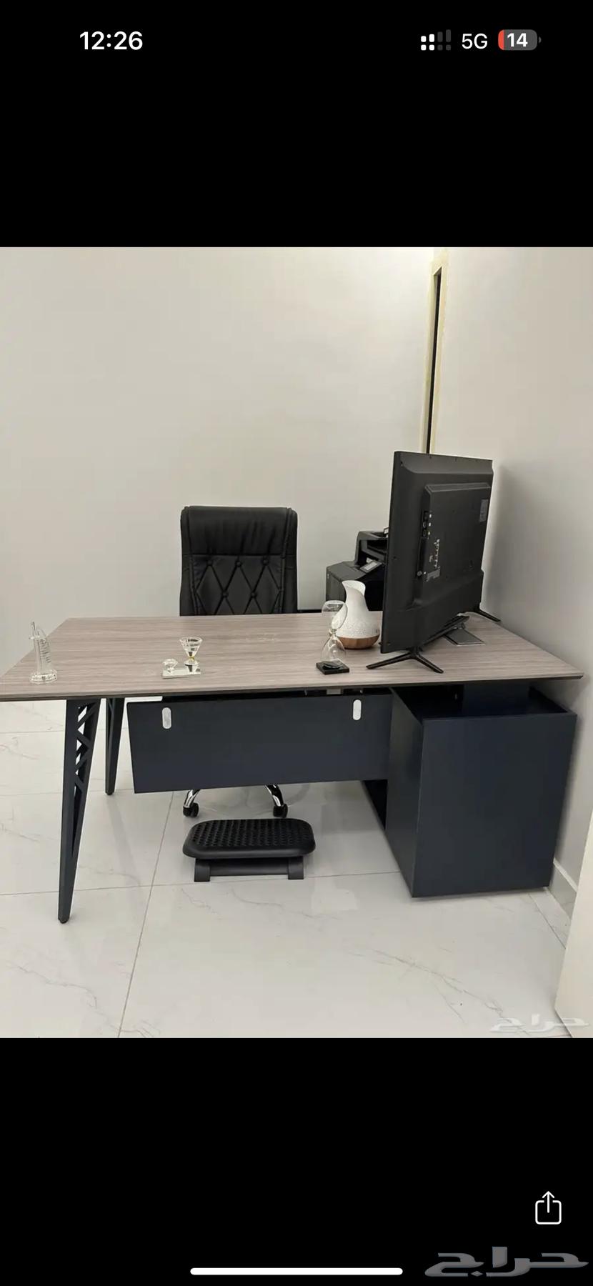 مكتب شبه جديد للبيع64405069739778110