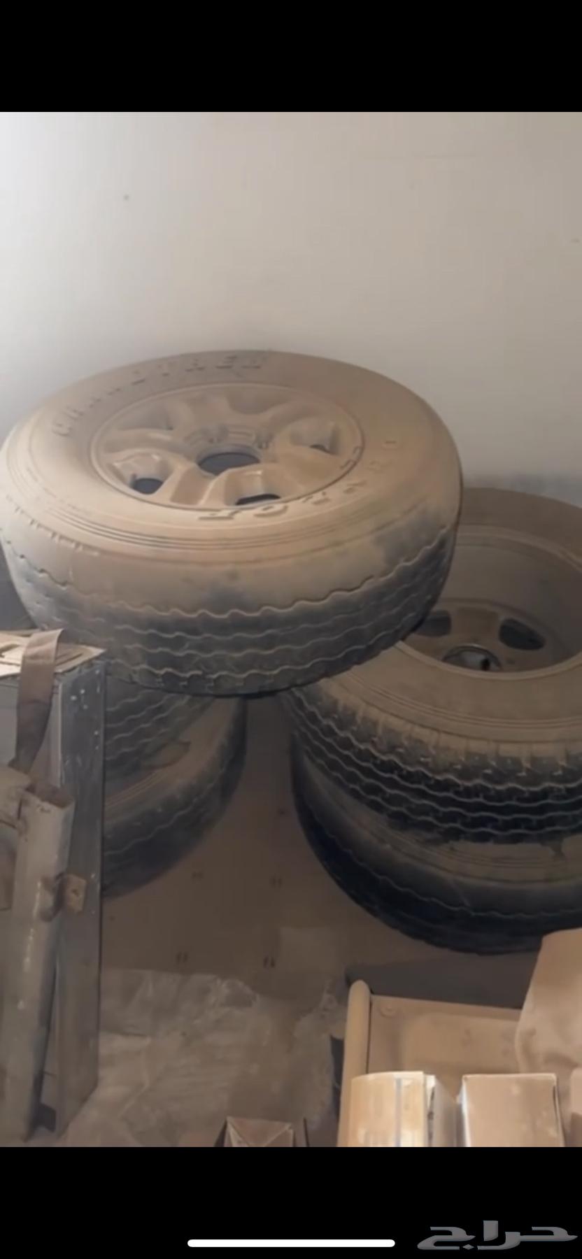 للبيع جنوط جكسار مع كفرات64568495423619110