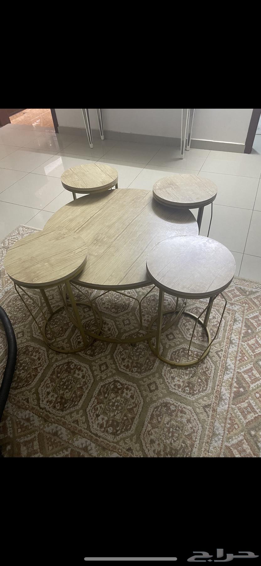 طاوله للبيع64411149040387110