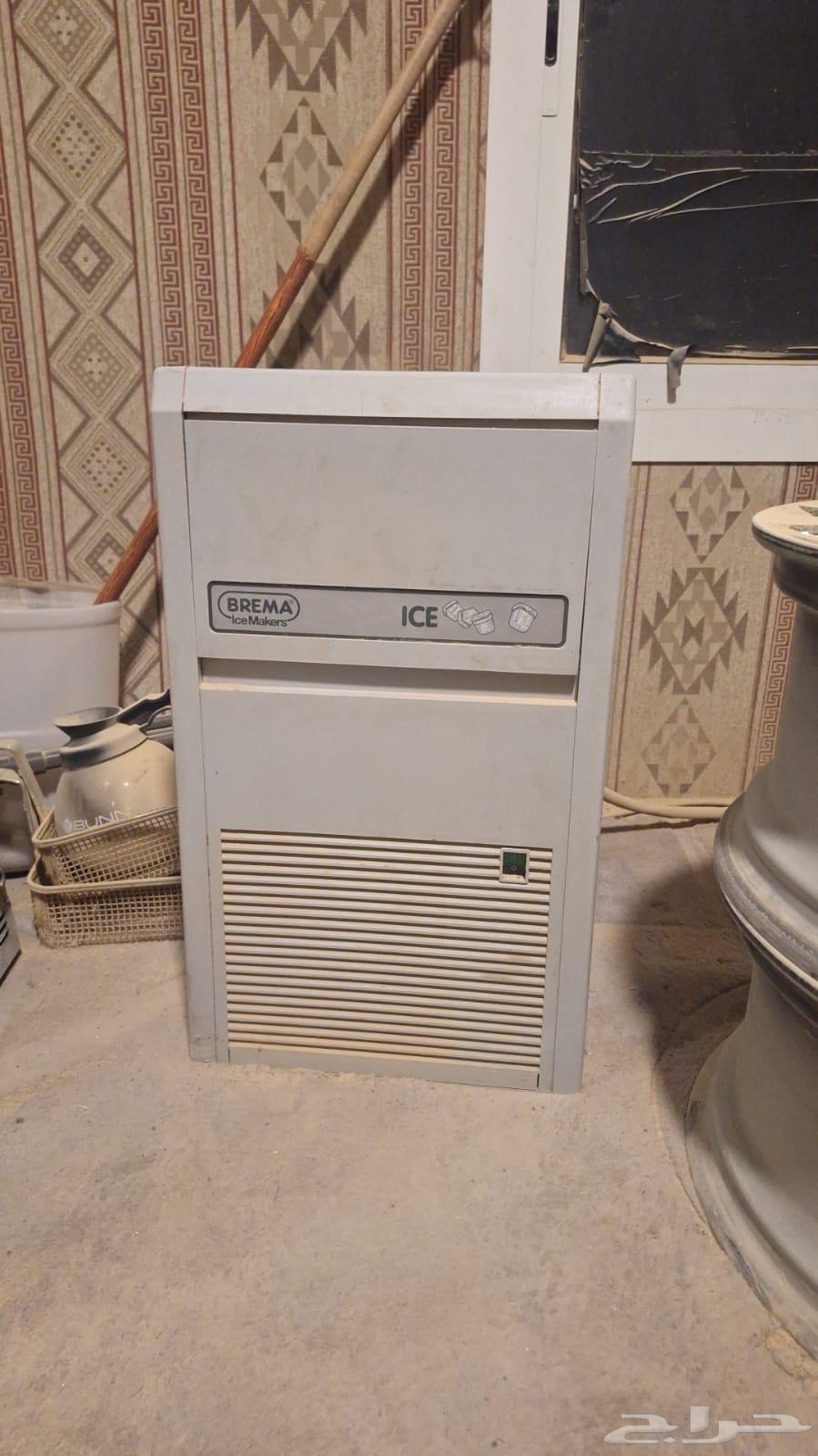 اغراض مطعم شبه جديدة64412143533059110