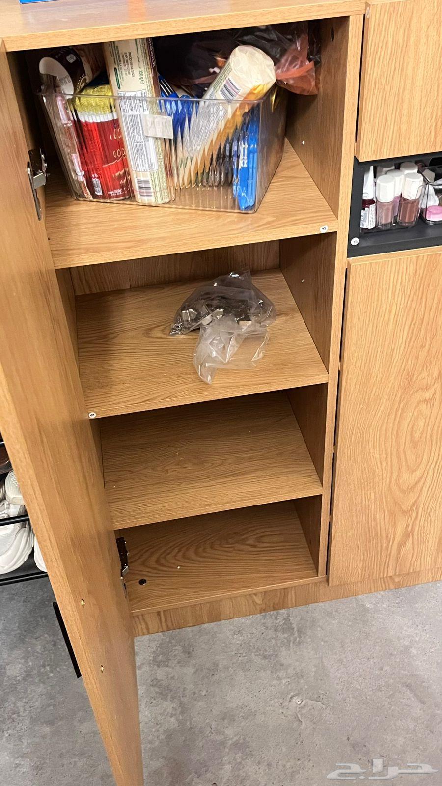 Two single beds and mattress64411324727809110