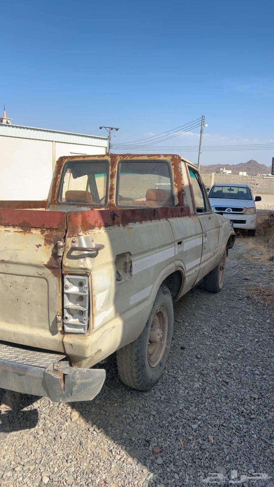 جيب تايوتا مقصوص 8664560698376193111