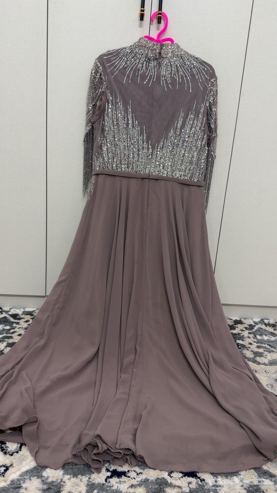 فستان فخم للبيع64410260777091110