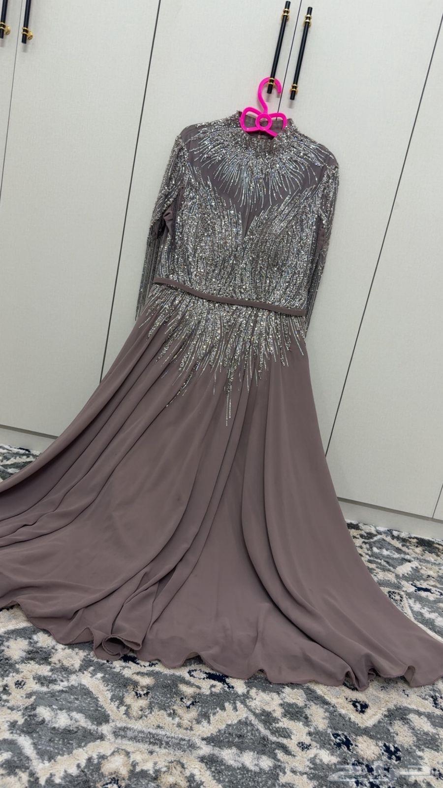 فستان فخم للبيع64410260777091111