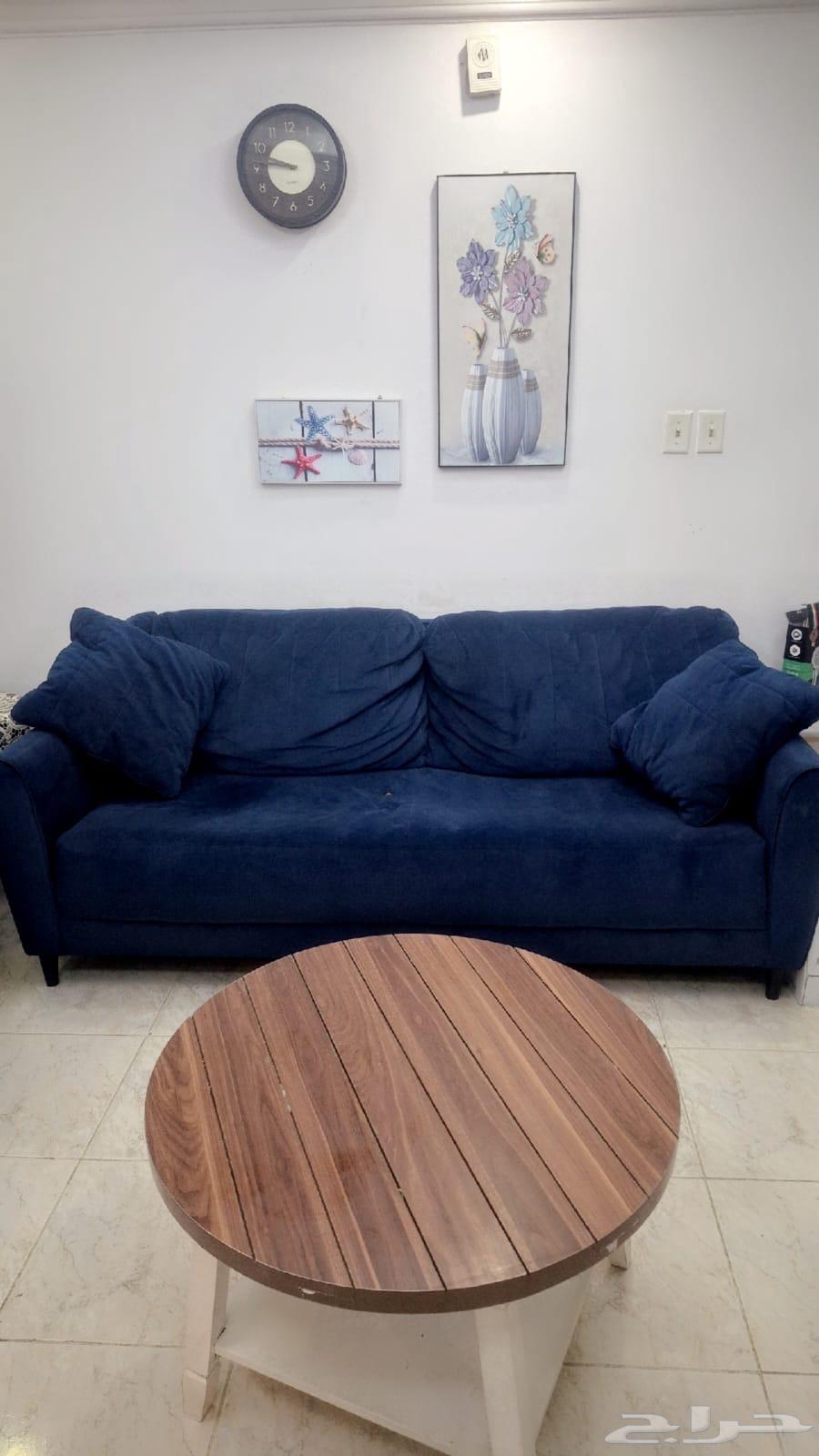 Sofa for sale in good condition64409643688579112