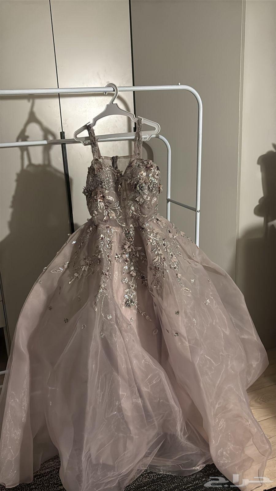 فستان جديد لايوجد به عيوب64406917937666111