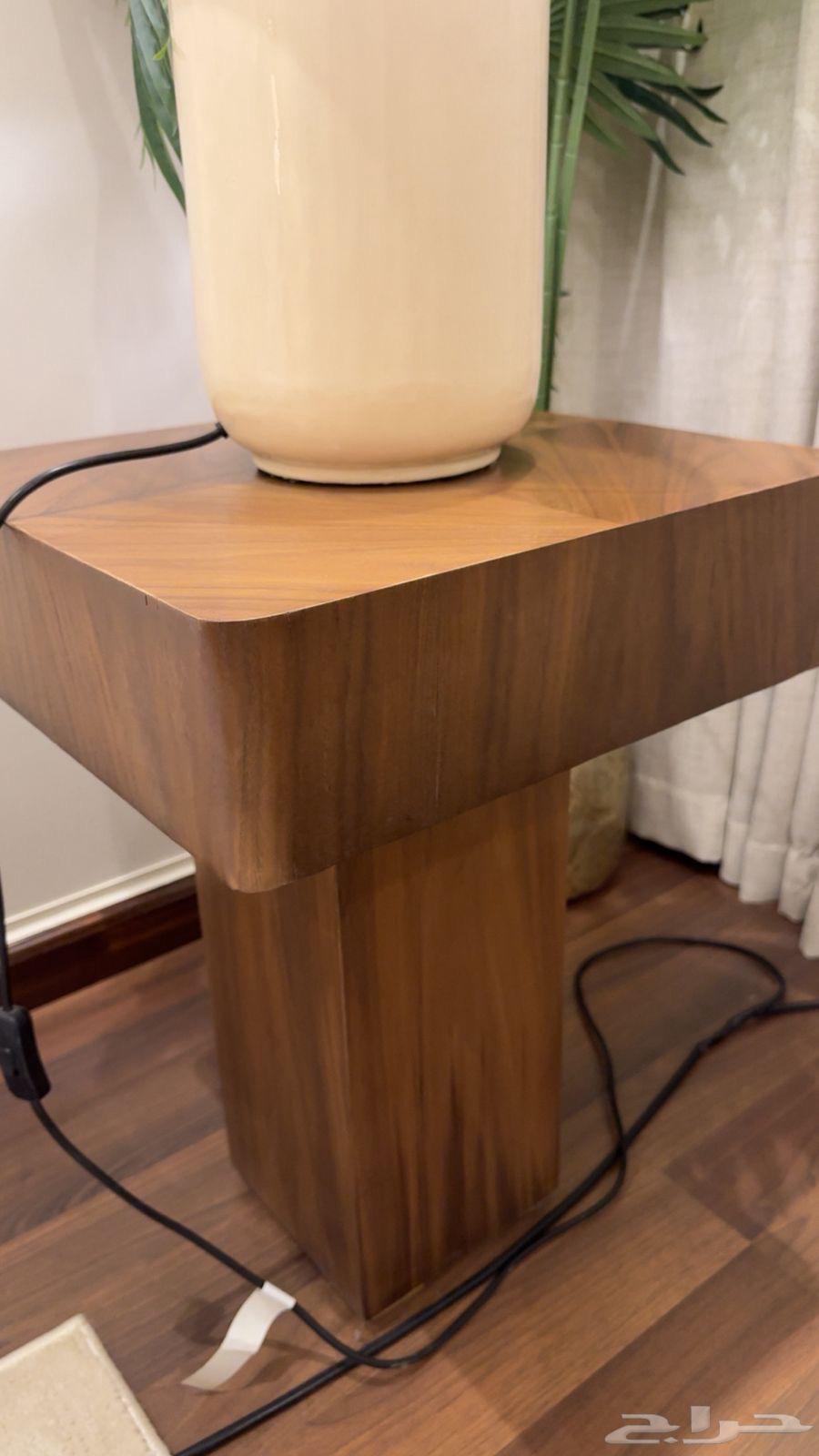 طاوله للبيع64410158593154110