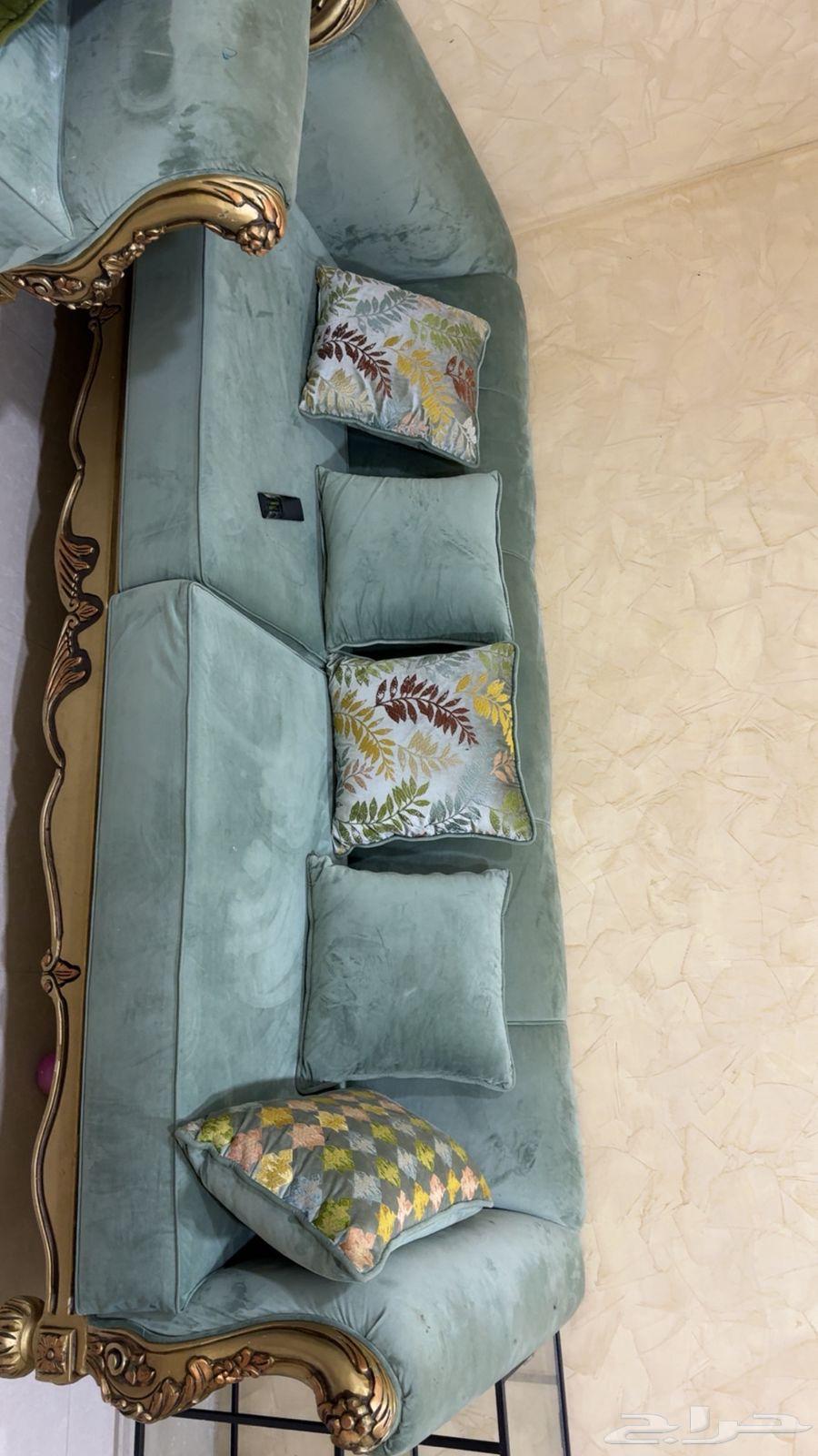 Sofa64409893193857110