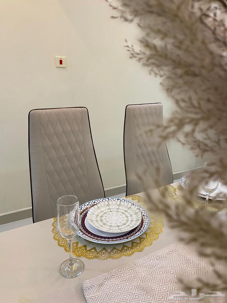 طاولة طعام من هوم سنتر64411202822531113