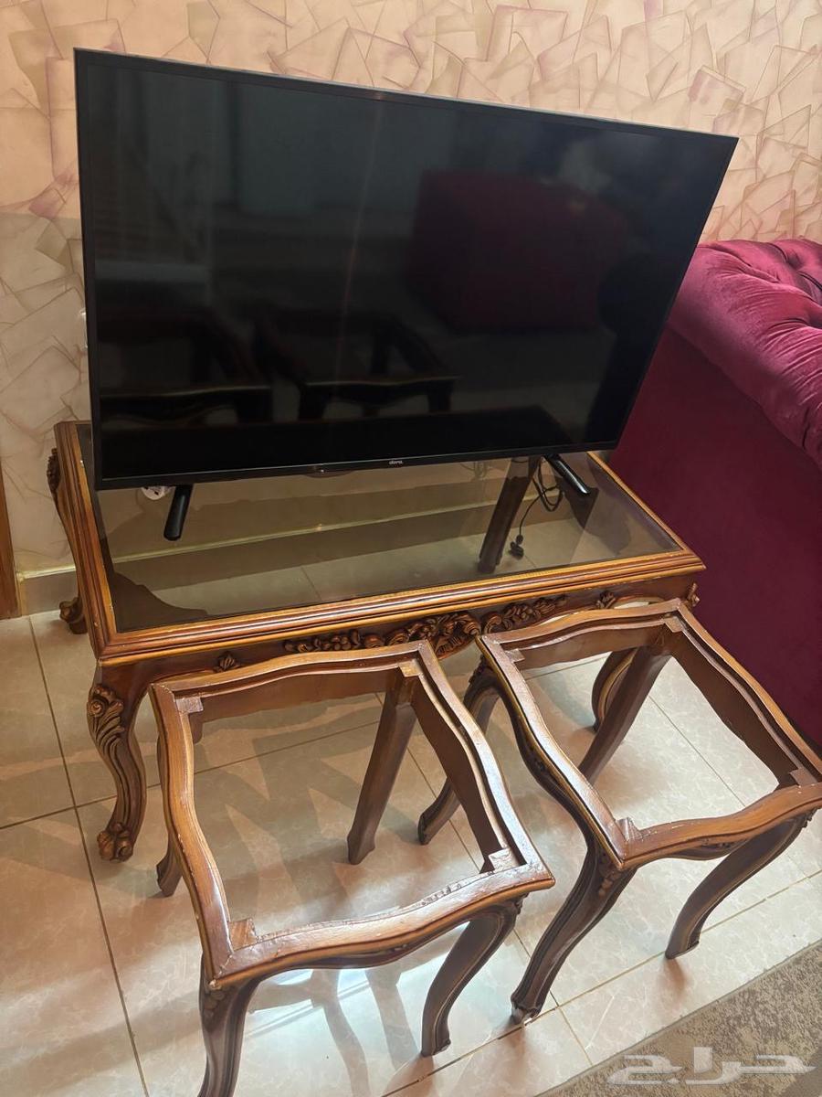 أثاث منزلي كلاسيكي للبيع بسبب انتقال عملي لمدينة الرياض64409962656130114